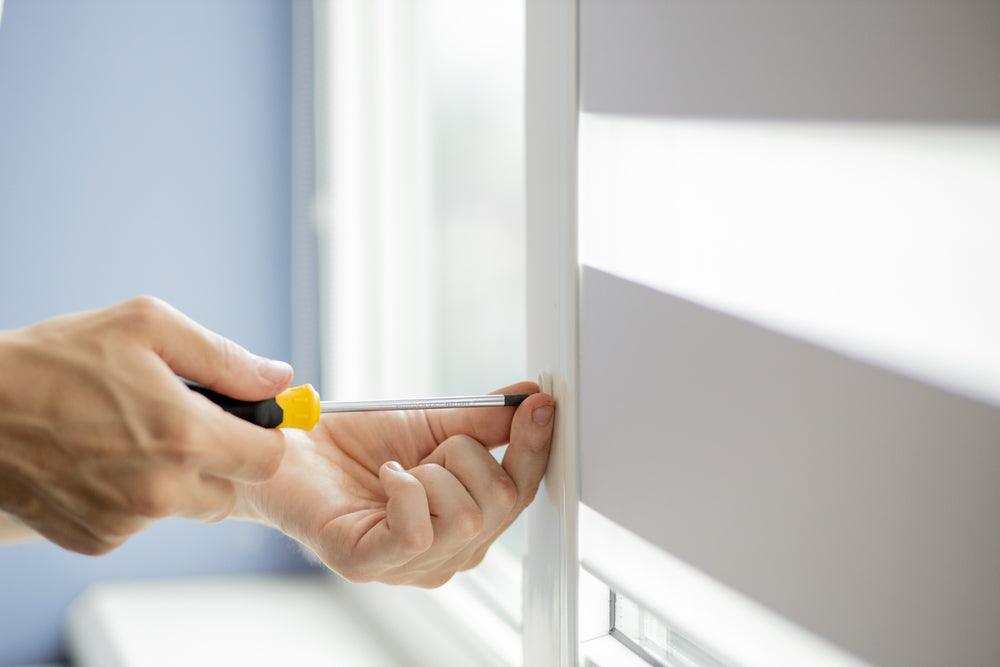 Window Cover Replacement Signs It’s Time to Replace Your Window Coverings - Blinds In Style
