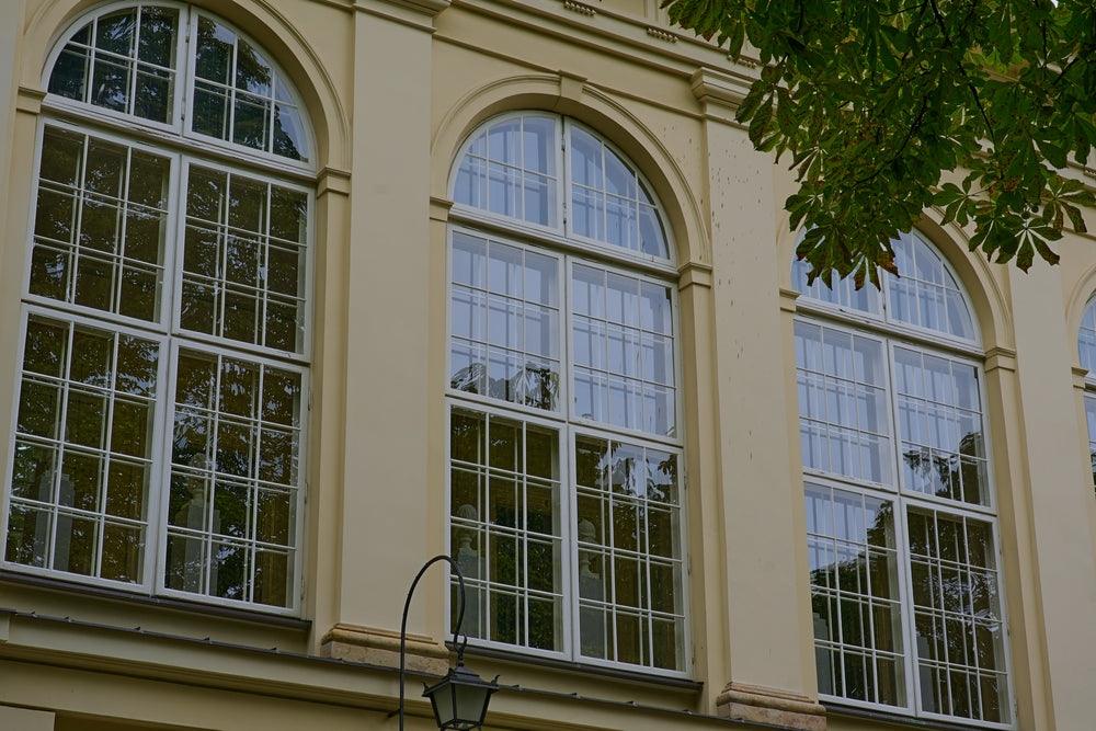 How Do You Cover A Round-Top Window?