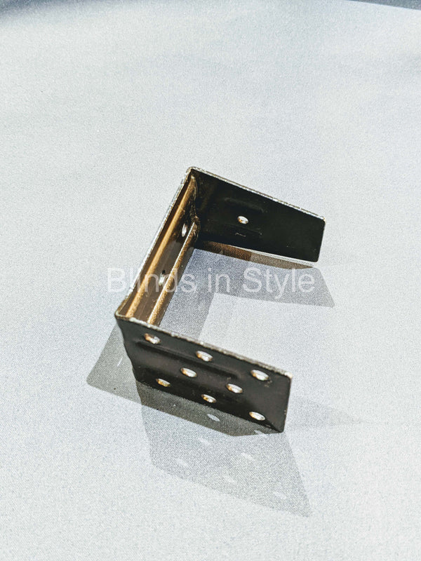 BLIND 3 SIDED CENTRE SUPPORT BRACKET 50MM BLADES Blinds In Style